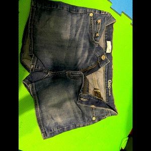 Denim Gap shorts in size 25